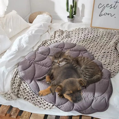 Dog Cooling Leaf Mat